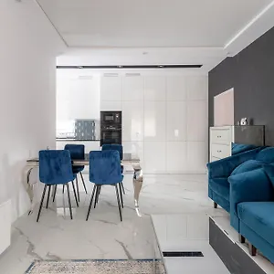 victus-apartamenty-apartament-moonlight.sopothotels.com/